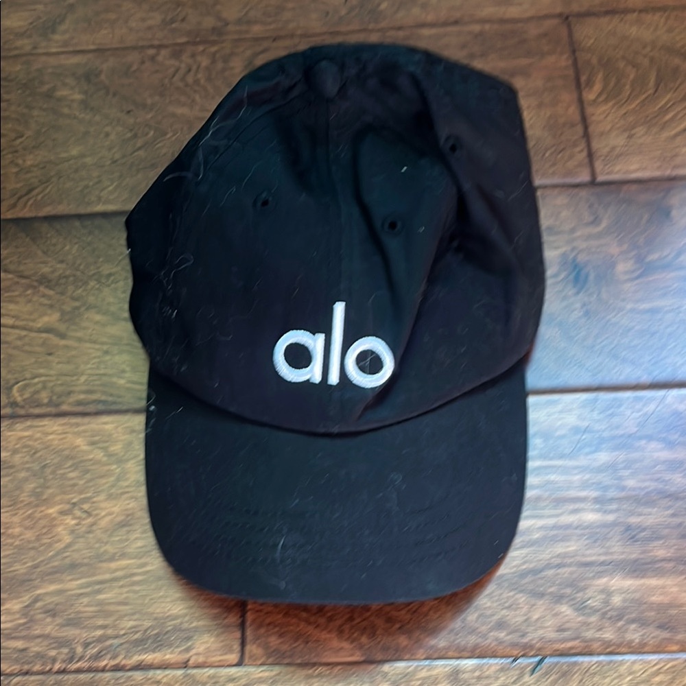 ALO Yoga Black Cap